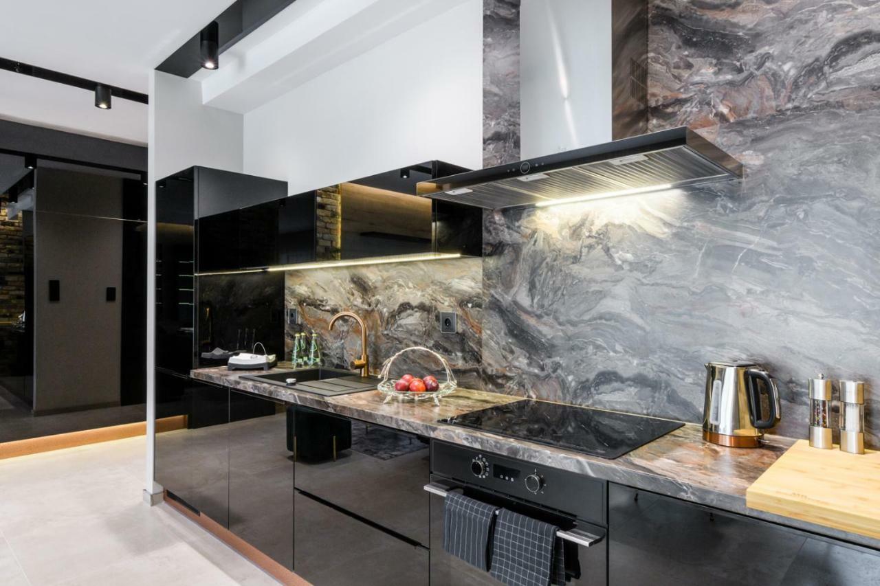 Zlota Luxury Apartments Varsó Kültér fotó