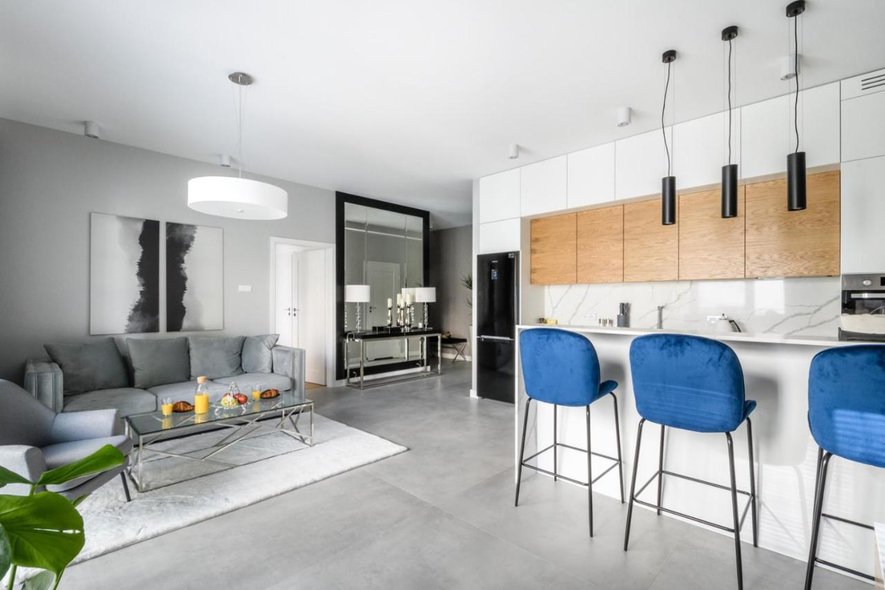 Zlota Luxury Apartments Varsó Kültér fotó