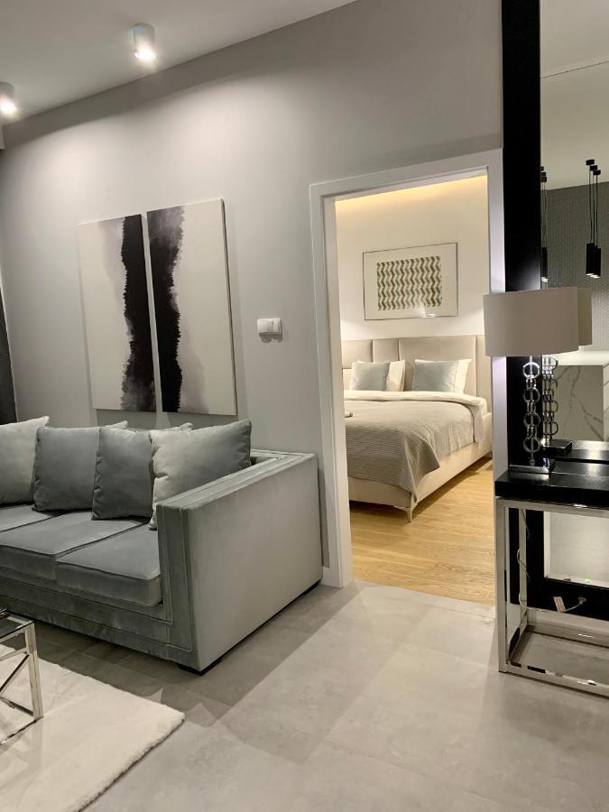 Zlota Luxury Apartments Varsó Kültér fotó
